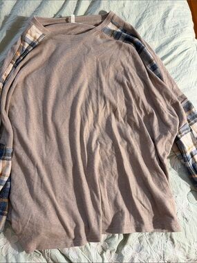 Maurices Taupe Raglan Shirt with Blue and Yellow Plaid Sleeves